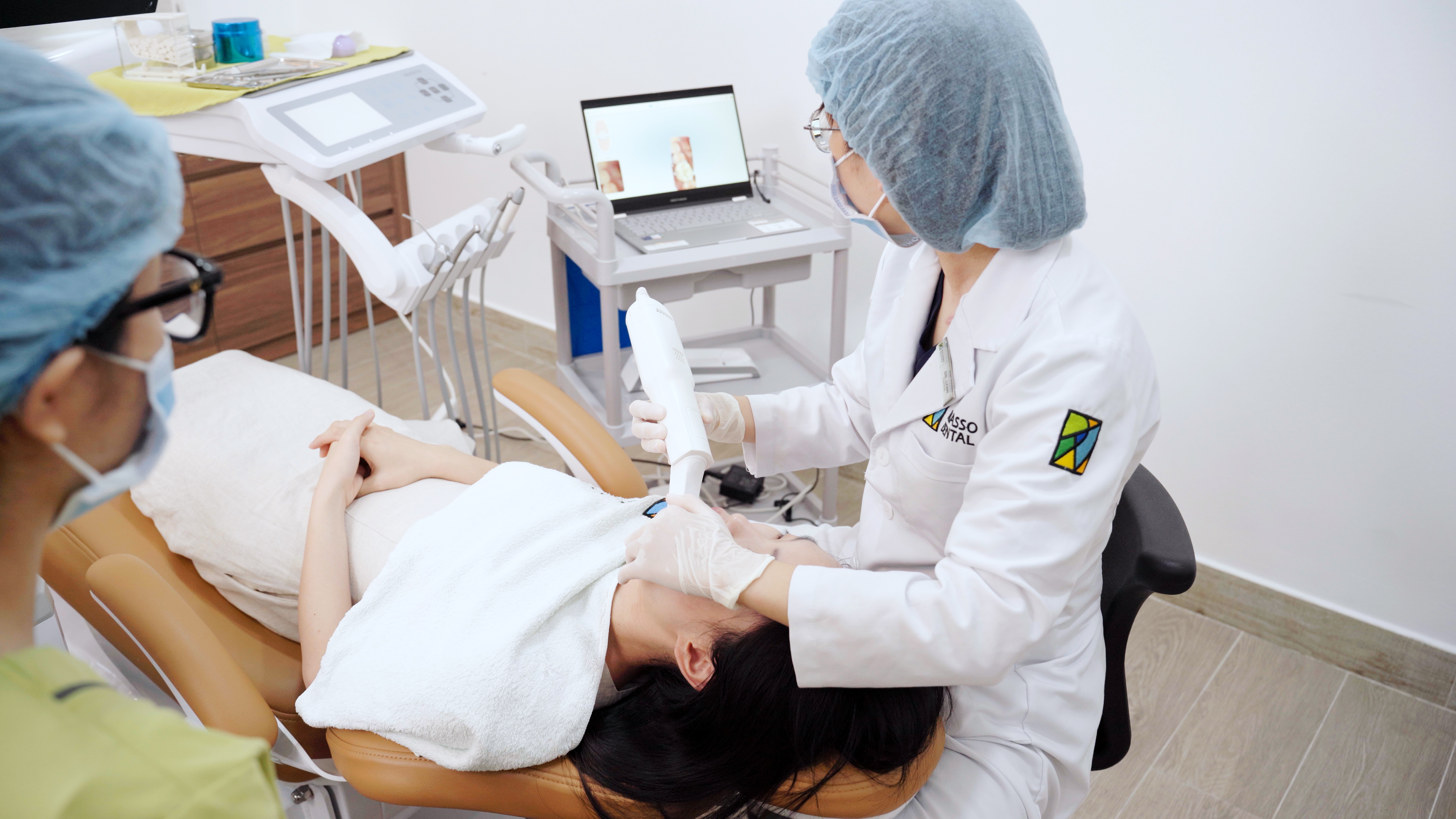Digital intraoral scanning at Picasso Dental Westlake